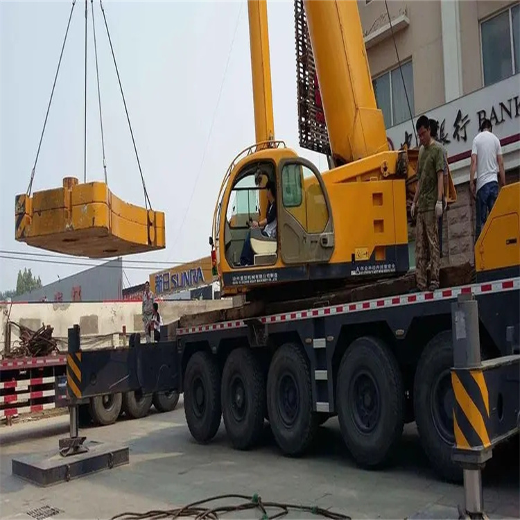 泰安当地吊车出租|机器吊装|75吨|工厂搬迁服务